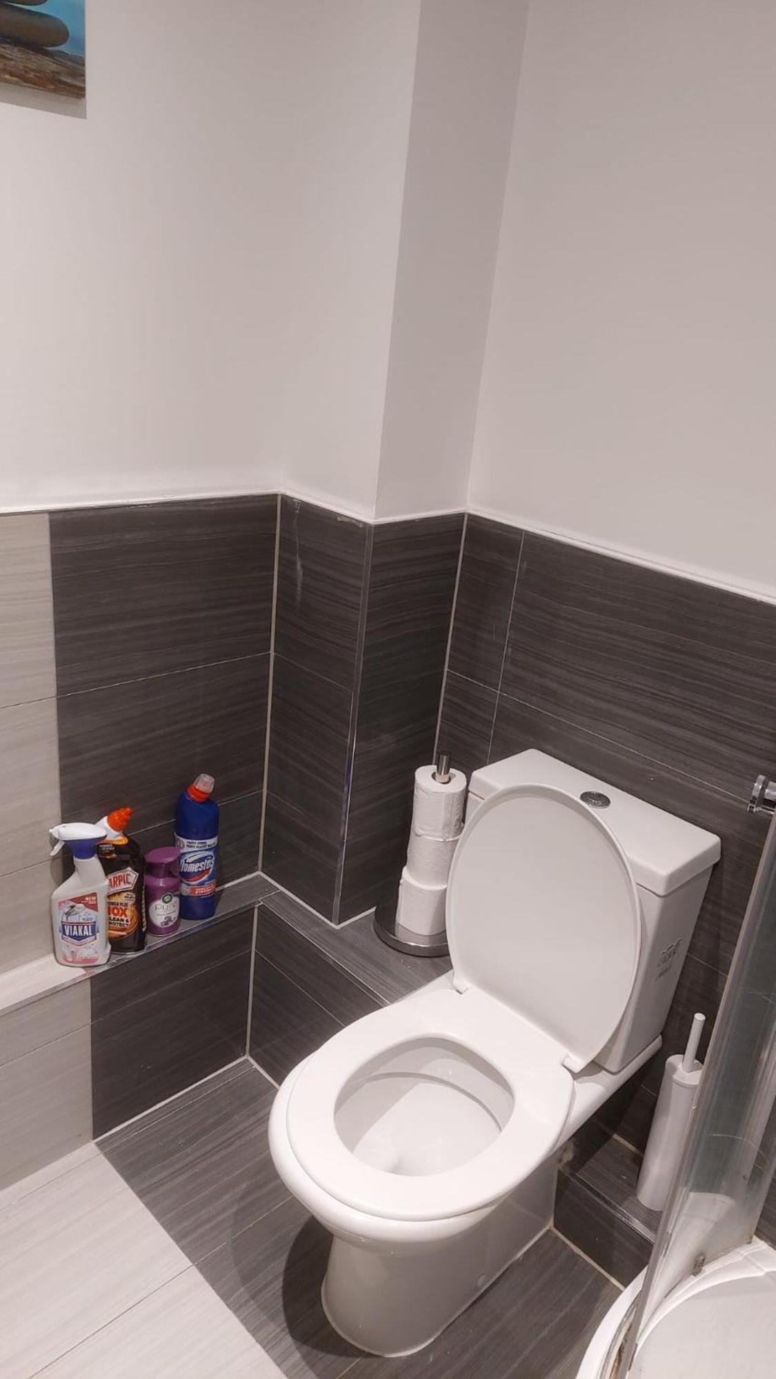 Spacious Studio Maidstone - Redecorated Oct 2023 Bagian luar foto